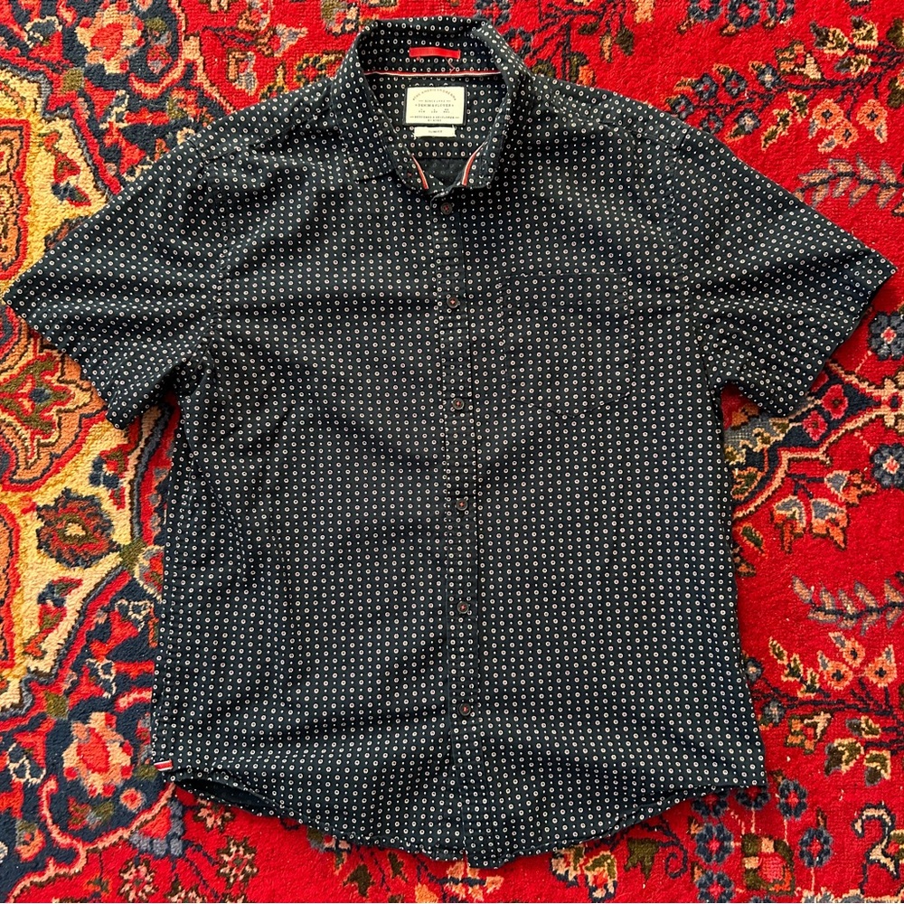 Men’s Short Sleeve Button Down Slim Denim & Flower in Blue pattern